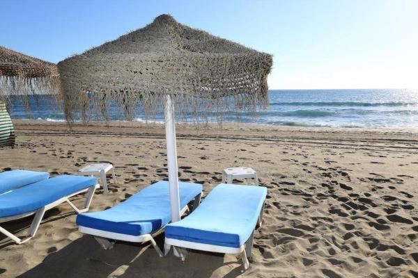 Apartamento Con Vista Al Mar Hotel ฟูเอนฮิโรลา ภายนอก รูปภาพ