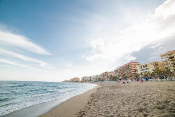 Apartamento Con Vista Al Mar Hotel ฟูเอนฮิโรลา ภายนอก รูปภาพ