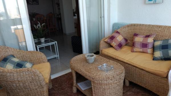 Apartamento Con Vista Al Mar Hotel ฟูเอนฮิโรลา ภายนอก รูปภาพ