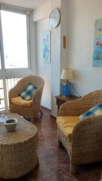 Apartamento Con Vista Al Mar Hotel ฟูเอนฮิโรลา ภายนอก รูปภาพ